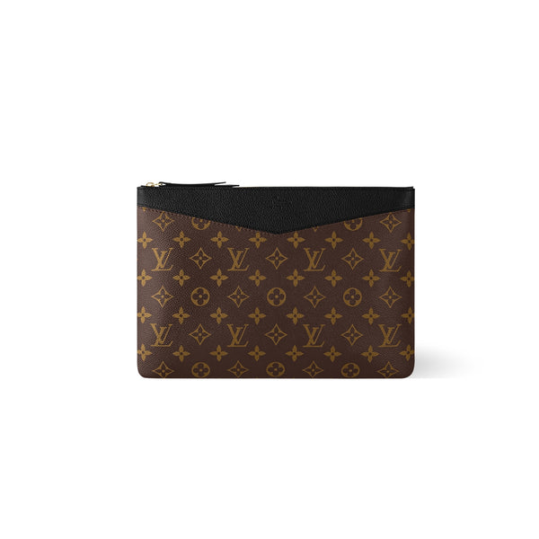 Louis Vuitton Daily Pouch in Monogram canvas