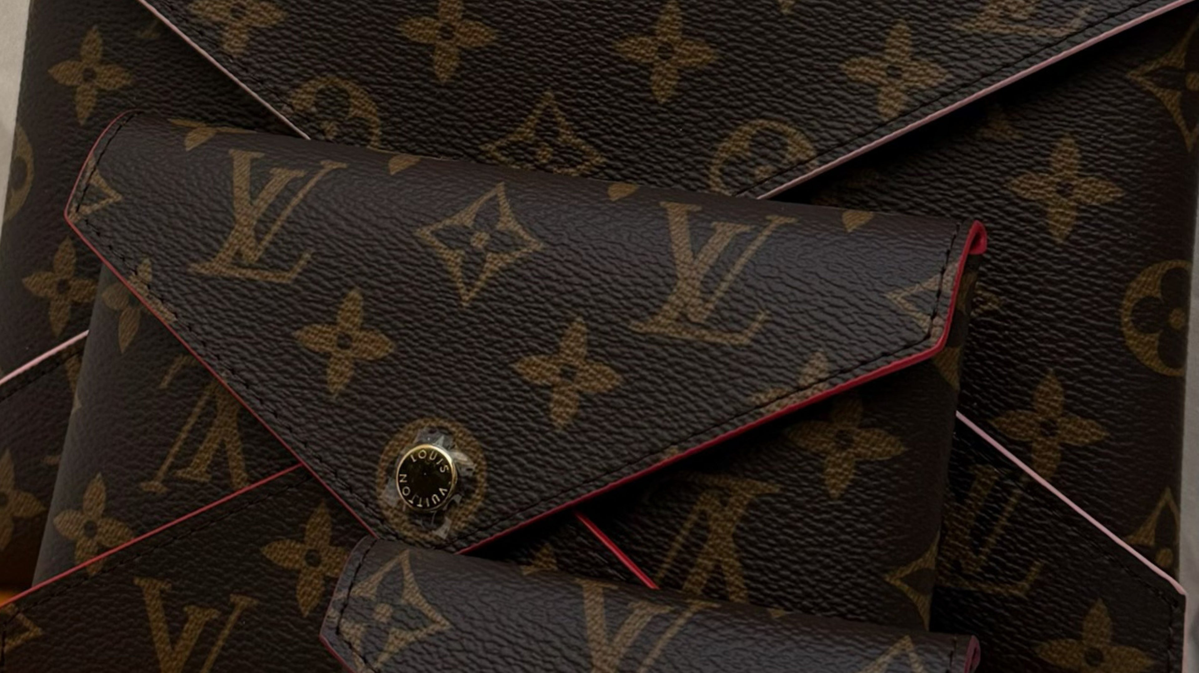 Louis Vuitton Neverfull vs OnTheGo — silhouette, capacity and finish compared