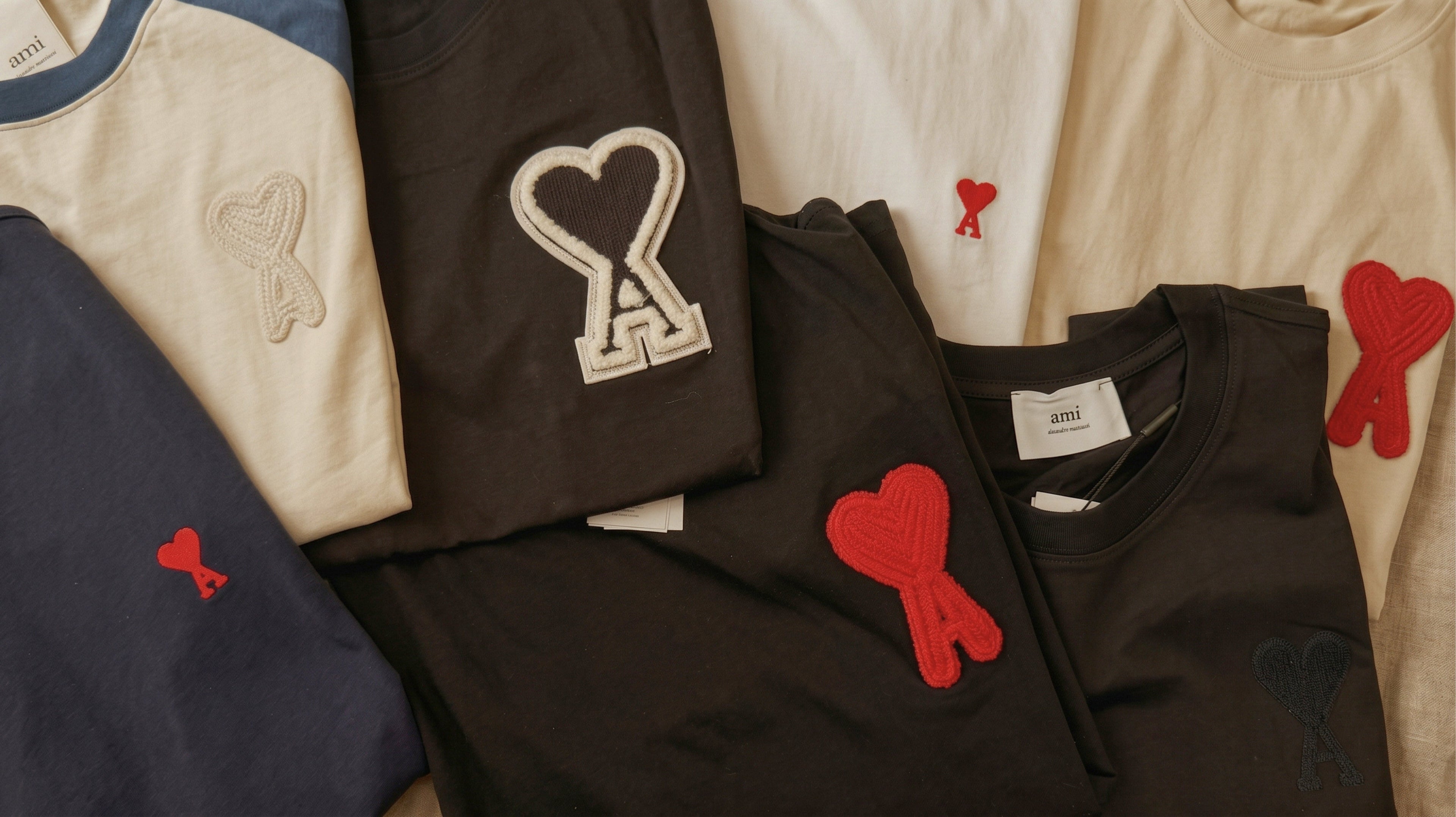 Buy Ami Paris in Egypt — Ami de Cœur hoodies, knits and heart-logo tees at Luxury Brands