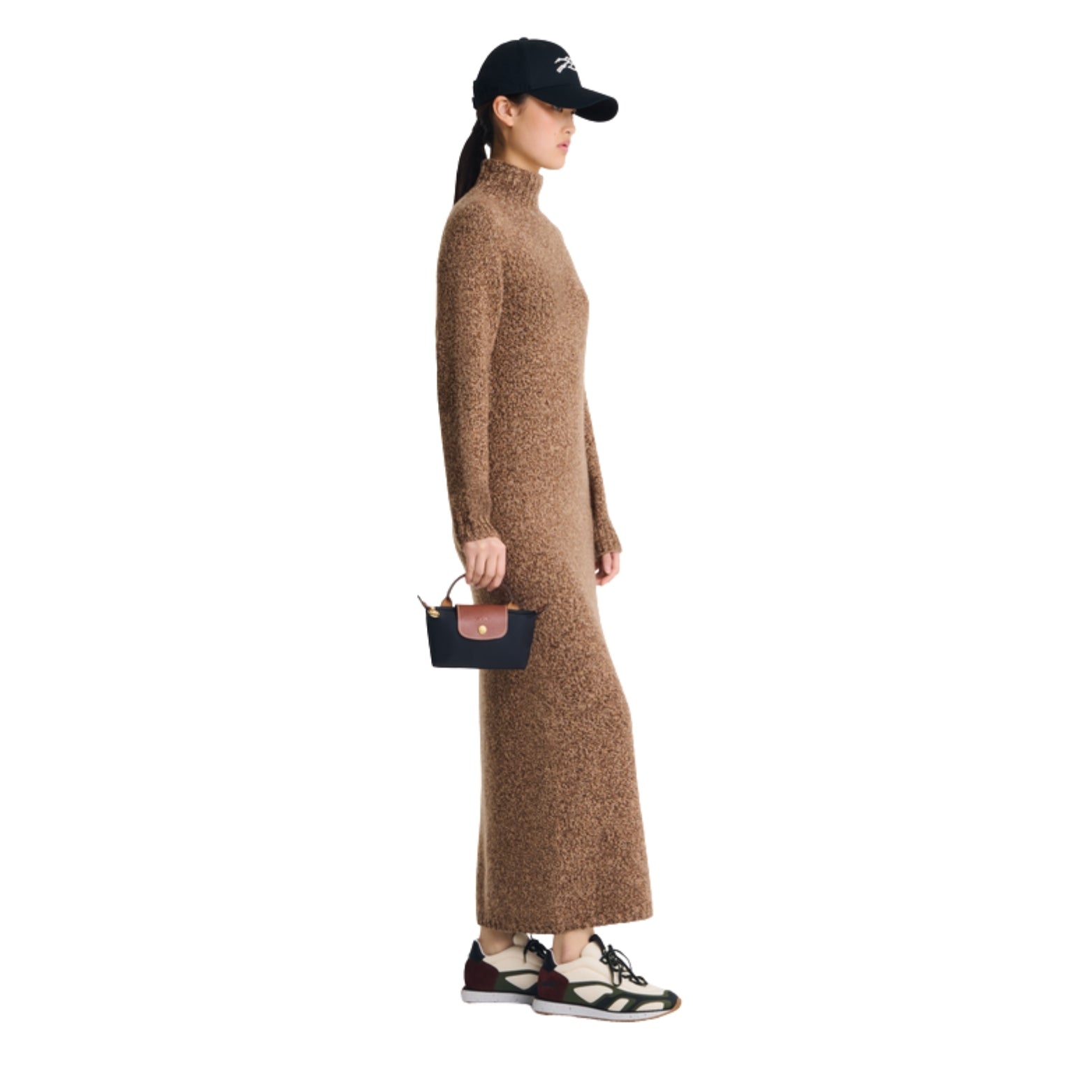 Longchamp Le Pliage Pouch in black – styled view