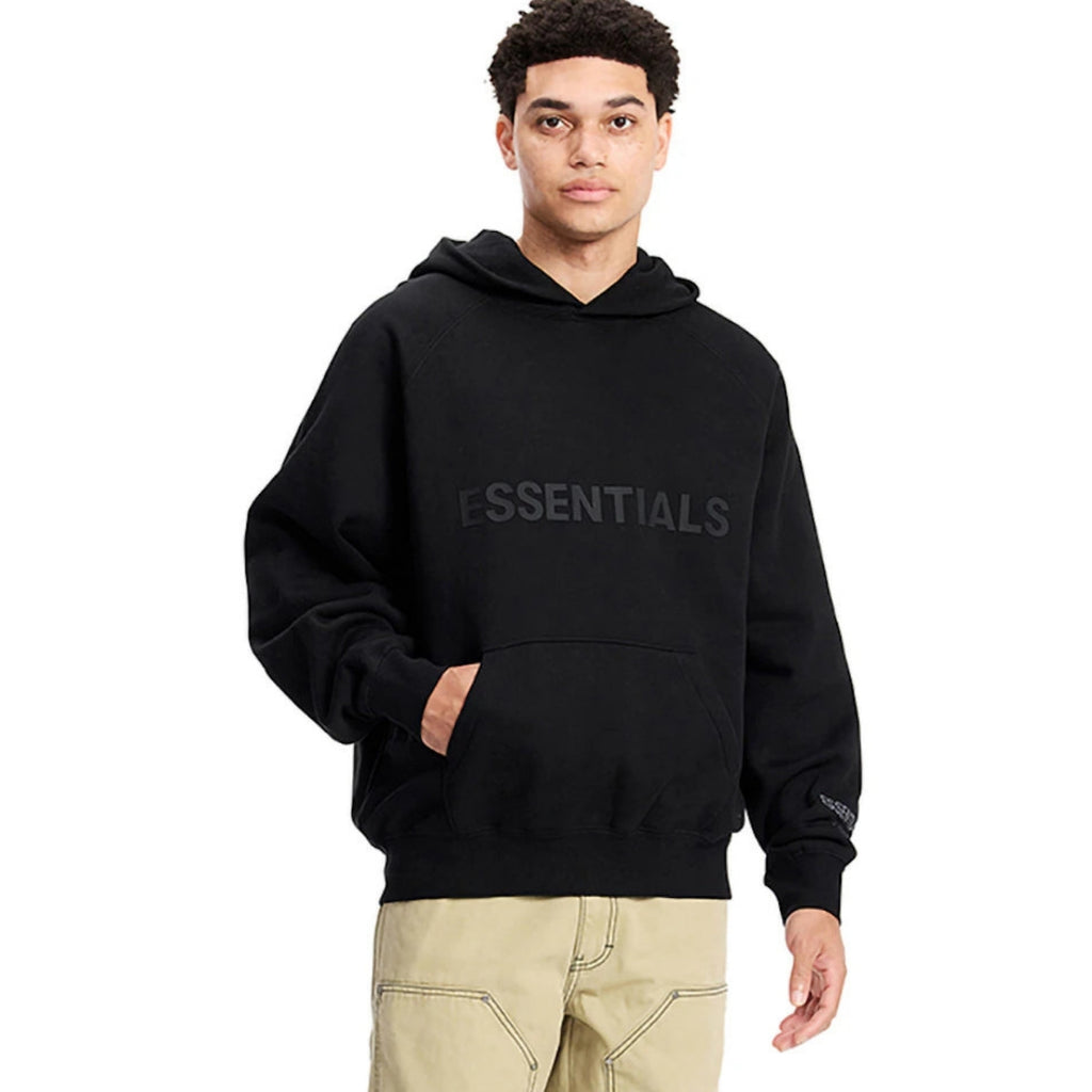 Essentials Pullover in black – detail view