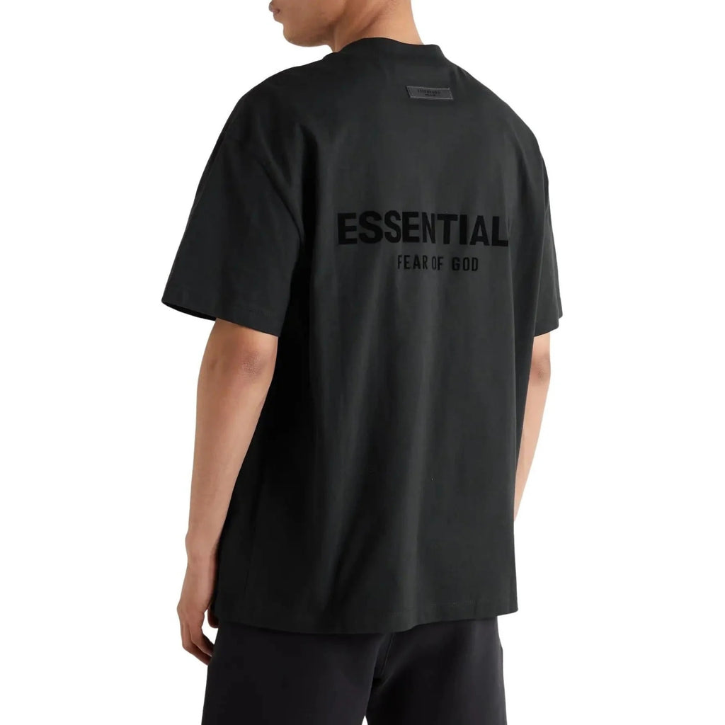 Essentials in Stretch Limo – detail view