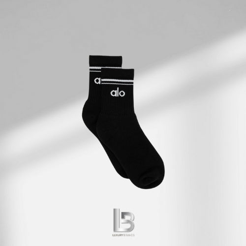 Alo Unisex Half-Crew Throwback Sock