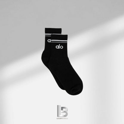 Alo Unisex Half-Crew Throwback Sock