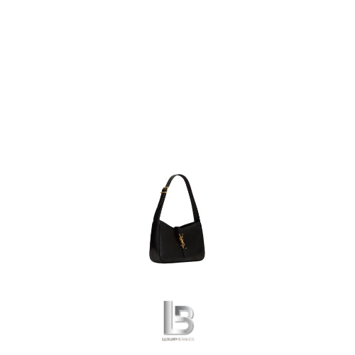 Saint Laurent Le 5 À 7 in Smooth Leather Noir