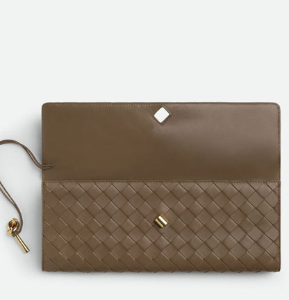Bottega Veneta Andiamo Pinecone Clutch